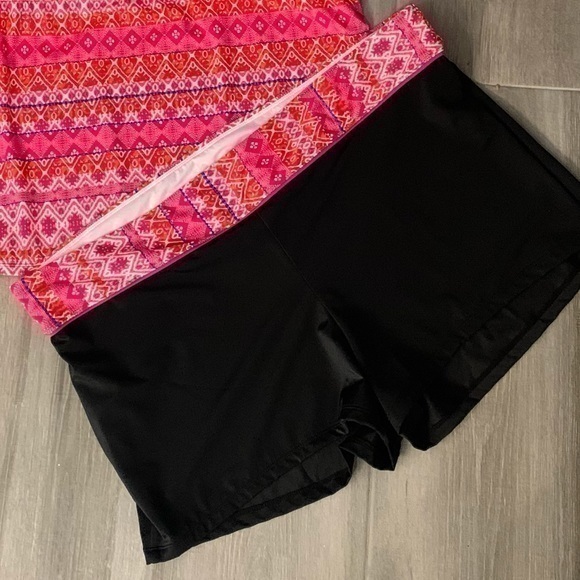 Tankini swimsuit set top bottom shorts  NWT - Picture 3 of 8